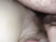 Žena svršava s moj kurac u guzici