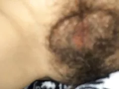 Svršavanje na joj maca onda jede svoju sperma